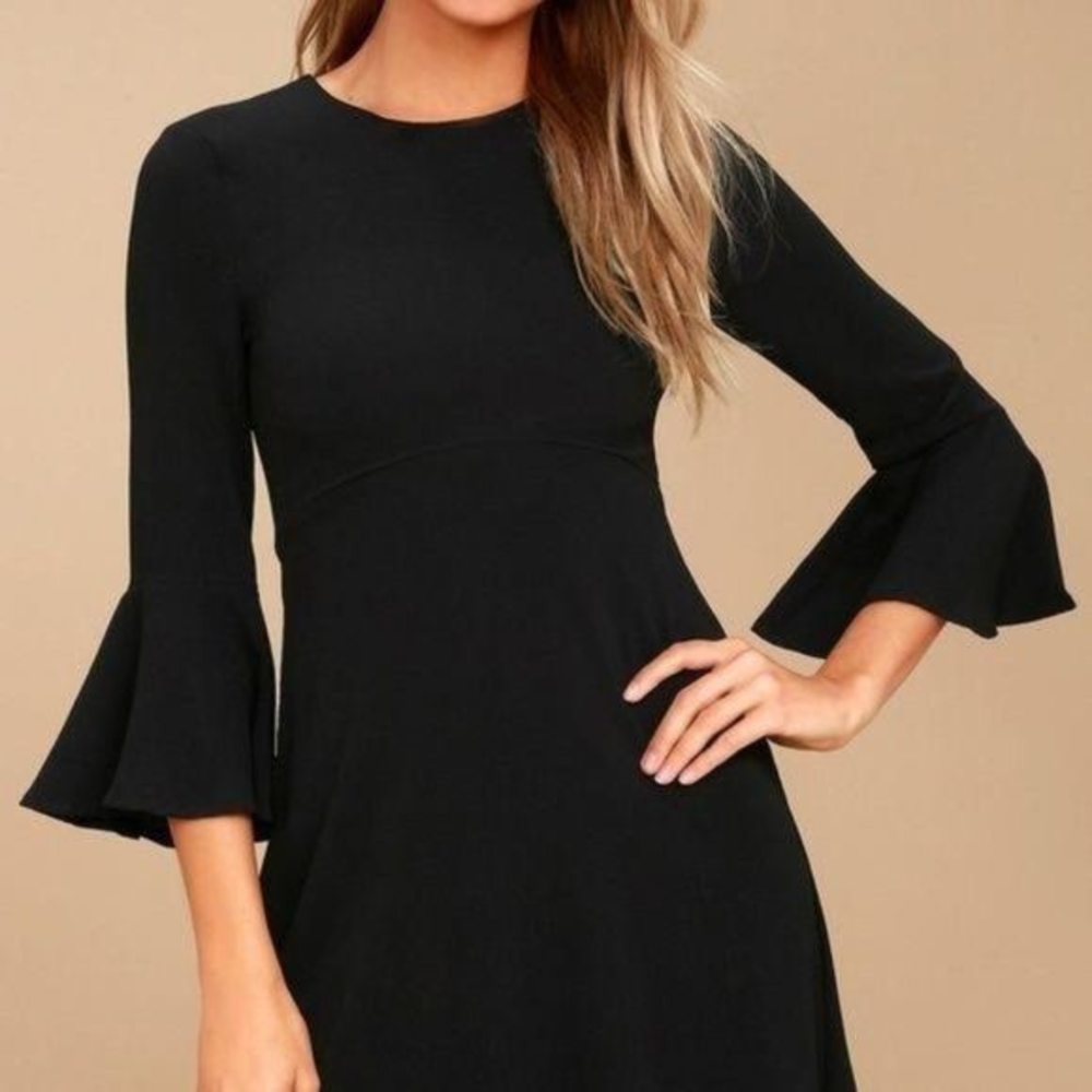 Lulu's Center of Attention Black Flounce‎ Dress